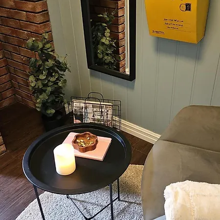 The Yellow Mailbox *